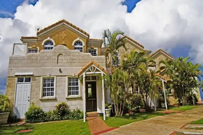 Image de Sea Bliss, Barbados ·-3 B\/R Villa w\/ staff