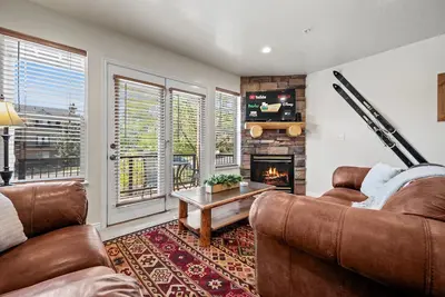 Image de Wild Moose Ski Lodge | Pool | Gym | Game Room