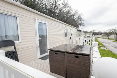 Image de Sunset View - a 3 bedroom holiday home on the popular Hoburne Park, Mudeford.