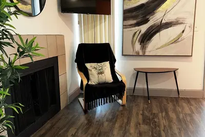 Image de 1-bedroom apartment just 18 minutes walk to Nrg Stadium