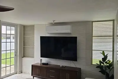 Image de Stylish and Elegant Derado, Double Gated communty pool tennis court 10 person cap