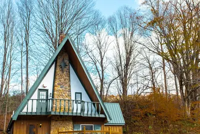 Image de Swiss Miss A-Frame Minutes from Ellicottville!