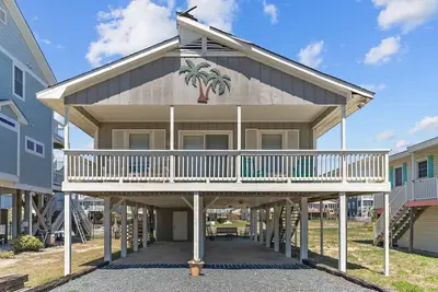 Image de Classic 3 bedroom ocean view home and pet friendly!