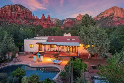 Image de Central to Sedona and trails w/ pool and Spa!