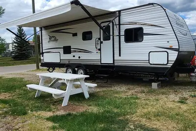 Image de Jan's Jayco travel trailer