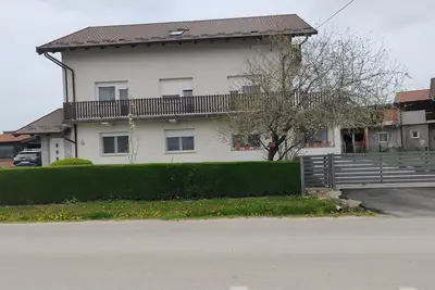 Image de Appartement d'une chambre avec air conditionné Vrbovec, Prigorje (A-22922-a)