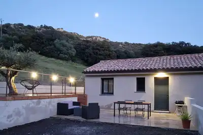 Jolie villa neuve à la campagne dans un coin cosy, calme et paisible.
