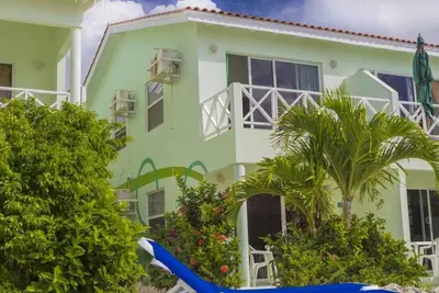 Image de Lagoon Ocean Resort - 2 Bedroom Apartment - Pool View
