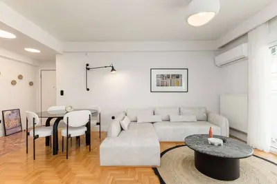 Image de Dolly: Bright and fluffy apartment