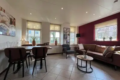 Image de Spacious apartment with bedroom and bathroom on the ground floor