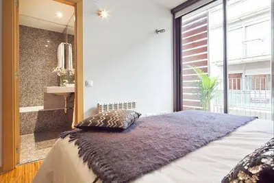 Image de Appartement avec terrasse privée près du parc Güell