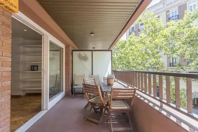 Image de Appartement Bonanova avec terrasse, style classiqu