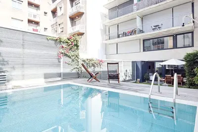Image de Duplex in Sarrià with private pool for 10.