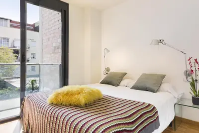 Image de Appartement à Sant Gervasi avec Balcon pour 6