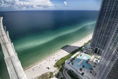 Image de Luxury Penthouse! 4 Bdr with Onsite Pools, Beach Access, Concierge, & More