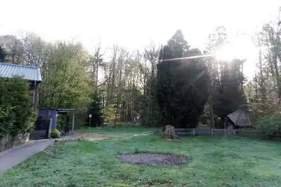 Image de Kuschelige Ferienwohnung in Alleinlage Mitten im Wald