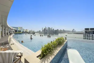 Image de 2br Palm Jumeirah with pool on roof amazing view