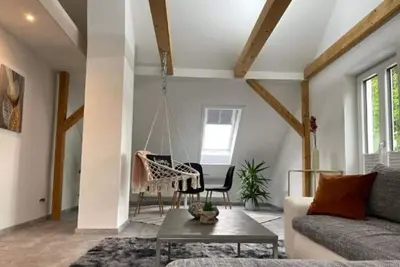 Image de Wen Königsberger, Ruhige Dg-wohnung, 2 Schlafzimmer, Parkplatz, Zentral