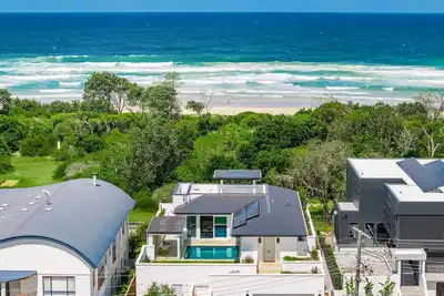 Image de Aquarium - beachfront Pottsville home with pool