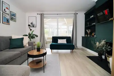 Image de 3br Retreat | 10min to Bath | Garden + Parking