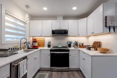 Image de Contemporary 2-bedroom Apartment