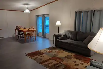 Image de Two Bedroom Lake Cabin A