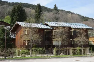 Image de Wifi, 2ème étage, balcon, parking, télévision, casier à ski, 35m², Les Gets