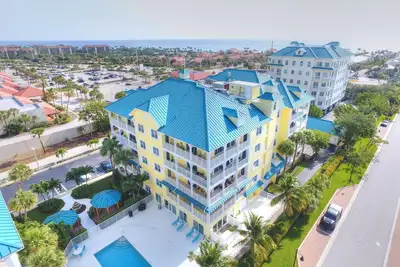 Image de Welcome to your very own paradise at Juno Ocean Key!