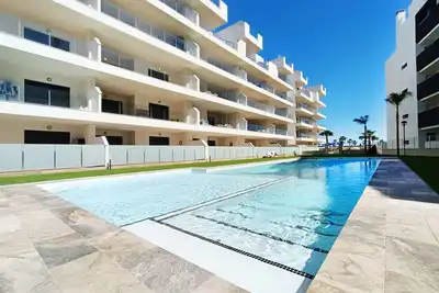 Image de Penthouse avec jacuzzi et terrasse sur le toit