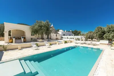 Image de 3856 Trulli Ulivo di Puglia by BarbarHouse