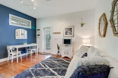 Image de Cottage douillet - À seulement 8 minutes de la plage à Naples!