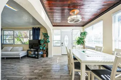 Walk to the beach | Sleeps 6