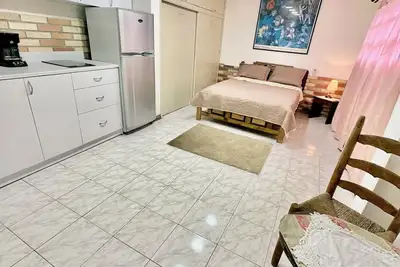 Image de Suite Junior Moderne et Confortable dans le Quartier le Plus Exclusif