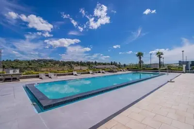Image de Fourways Deluxe in Sandton. Its tucked away safely and guaranteed safety.