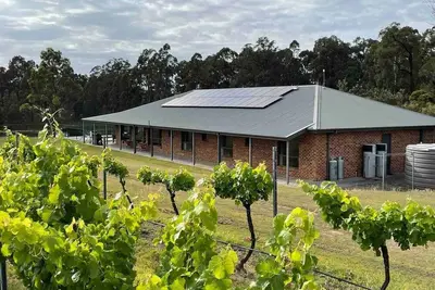 Image de The Ironstone Lodge vineyard 6Bed with ensuites large group retreat