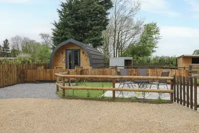Image de The Poddy, pet friendly, with a garden in Lyneham