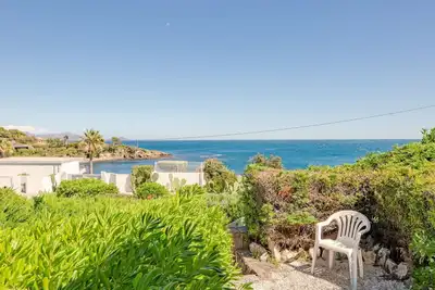 Image de Joli appartement pour 4 personnes avec Wifi, Tv, patio et parking
