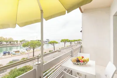 Appartement de vacances avec climatisation et terrasse