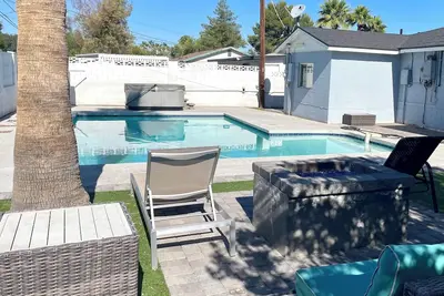 Image de Upscale Entire Home with Pool & Spa - Scottsdale