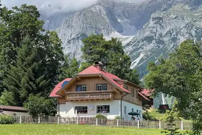 Image de Appartement \"Haus Rosenheim\" avec vue sur les montagnes, balcon et Wi-Fi