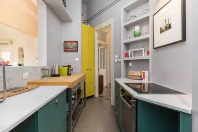 Image de Basquiat by halu! : Gallery apartment in the center