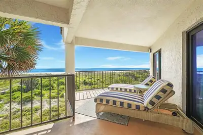 Image de 3 bedroom Ocean Front with amazing ocean views!