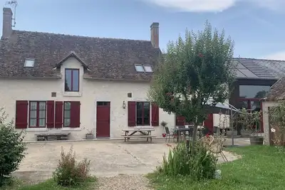 Image de Gîte avec Spa, Sauna, Jardin et Jeux - Proche Châteaux de la Loire
