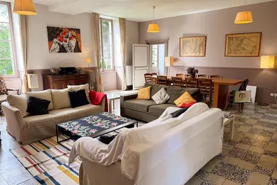 Image de Château familial confortable avec animaux admis