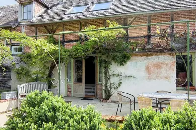 Image de Gîte de charme en Sologne avec grand confort, 3 chambres, cheminée, jardin et promenades en forêt