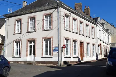 Image de Gîte familial spacieux, idéal pour nature et randonnées - 3 chambres, jardin clos, équipement complet