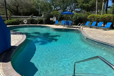 Image de Unit with Free Shuttle To Disney, Universal Parking, WiFi all you need!