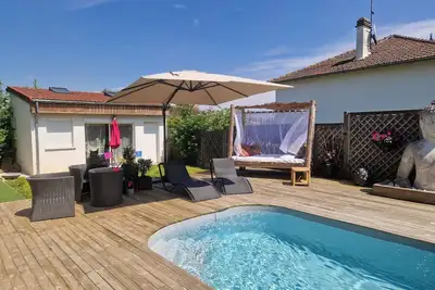 Image de La sérénité Balinaise, studio avec spa et jardin proche Chantilly et Cdg