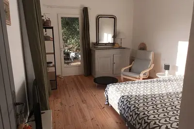 Image de Sous l'Olivier avec piscine privative