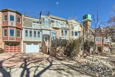 Image de Prime spot! Blocks to Downtown Pearl St. & Trails! Amazing Views!